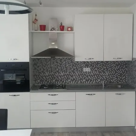 Apartment Seaside With A Swimming Pool Krilo Jesenice, Omis - 13898