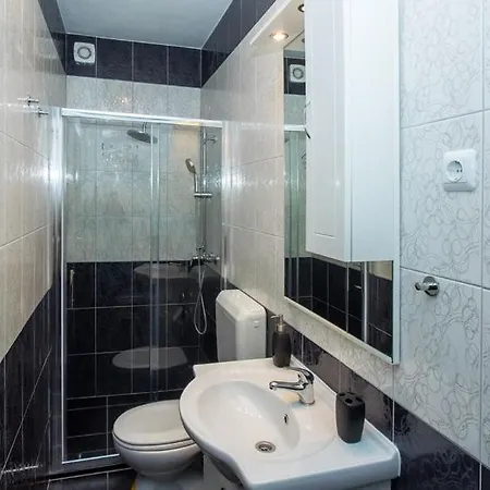 Family-friendly With Swimming Pool Krilo Jesenice, Omis - 13898 Apartament