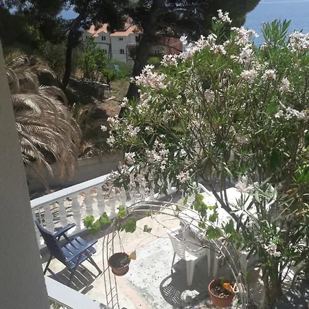 Apartment Seaside With A Swimming Pool Krilo Jesenice, Omis - 13898 *