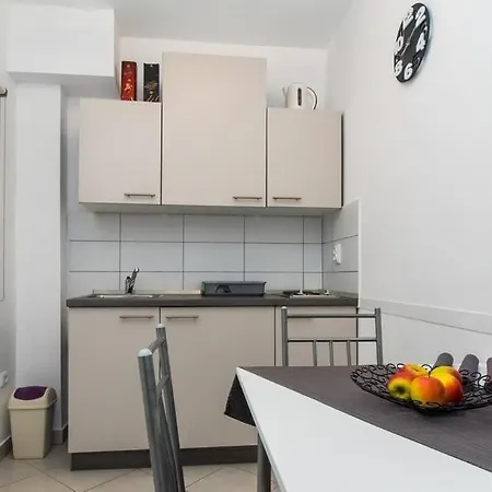 Family-friendly With Swimming Pool Krilo Jesenice, Omis - 13898 * Jesenice (Split-Dalmatia)